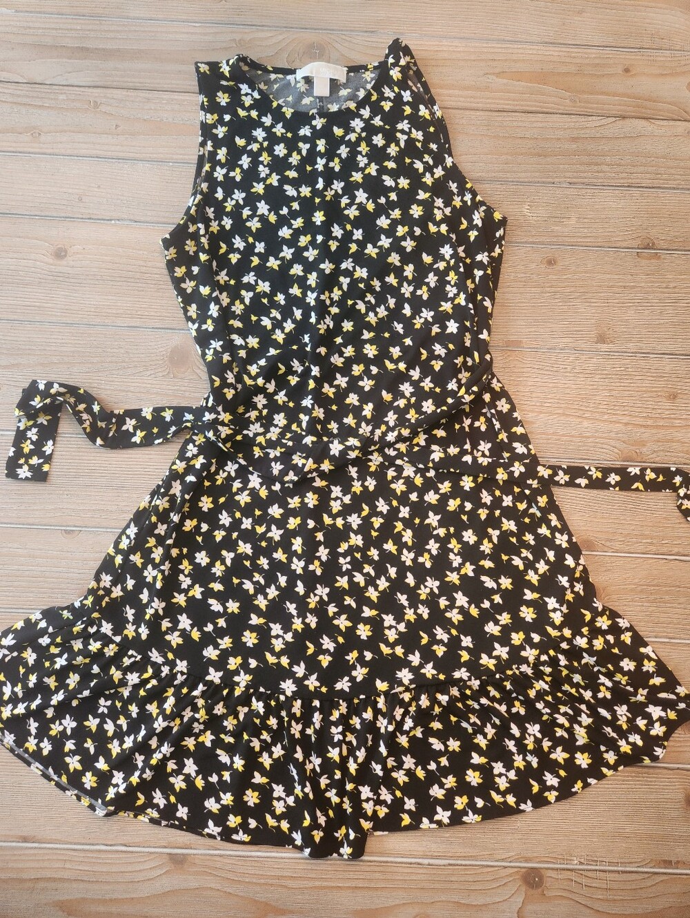 Woman's Black Floral Tie-Waist Dress - Michael Kors Size medium